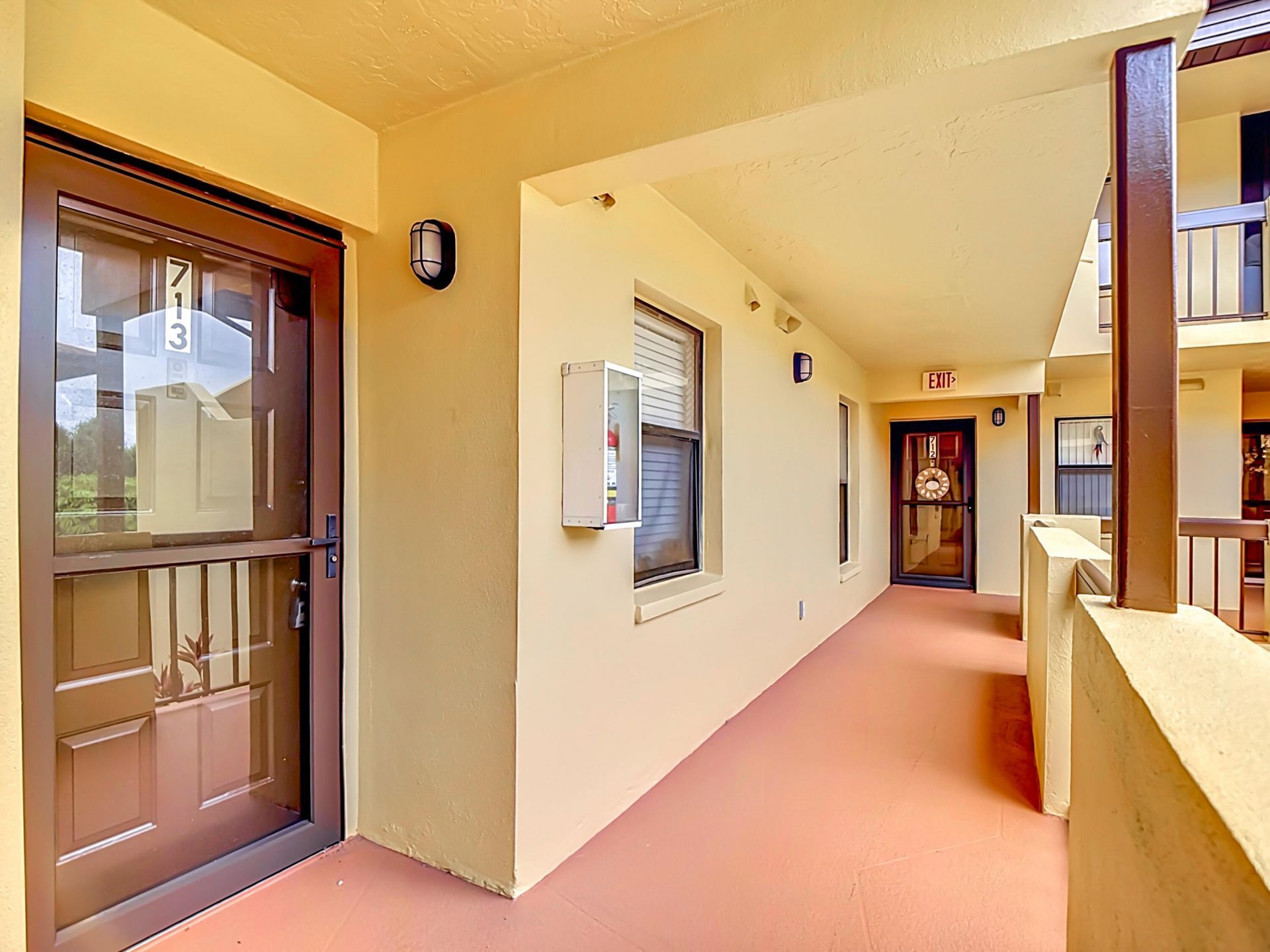 6146 Whiskey Creek Drive, Fort Myers, FL 33919 Photo