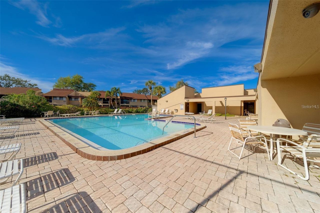 855 N Village Drive N, Unit 101, Saint Petersburg, FL 33716 Photo