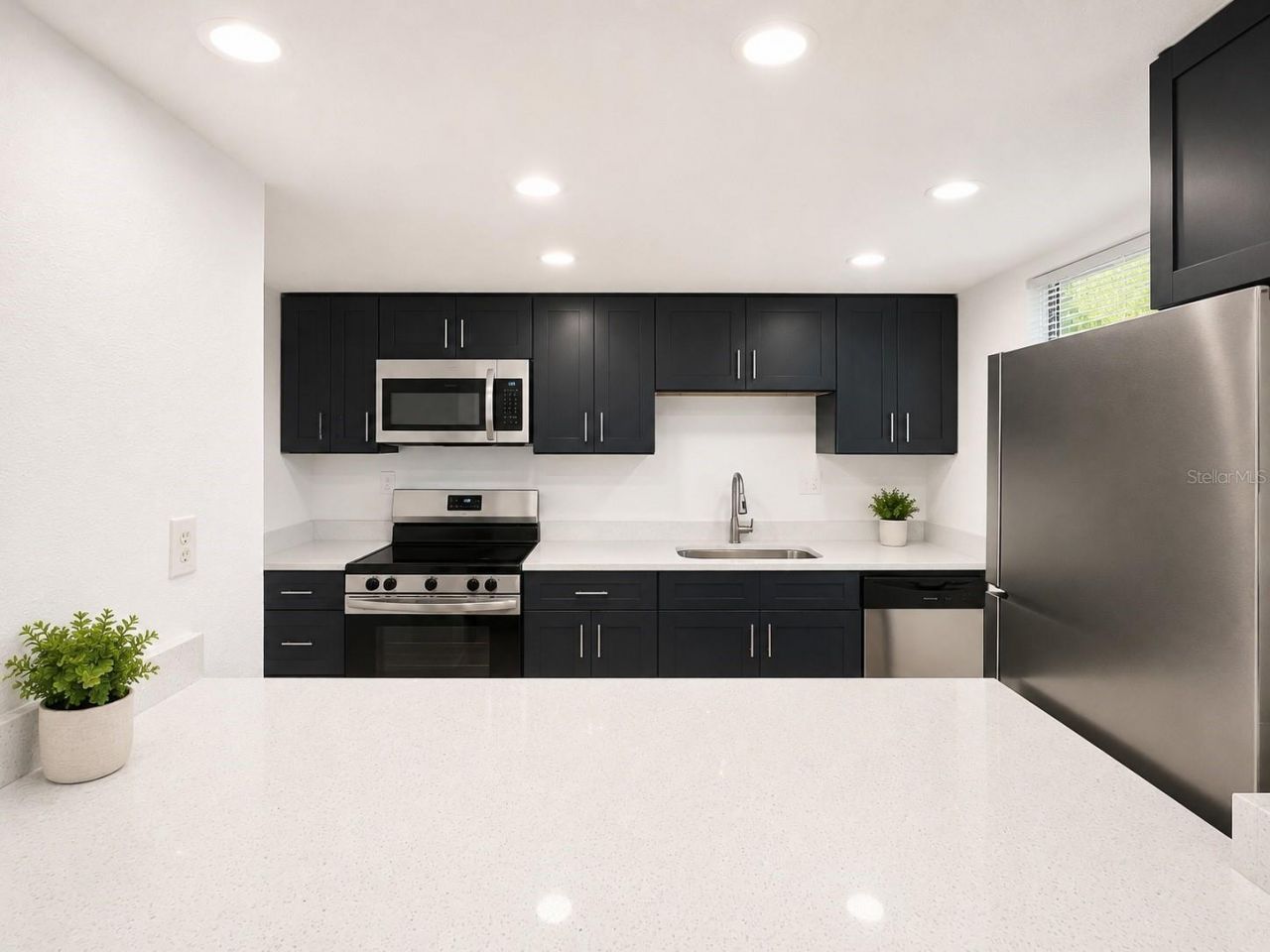 855 N Village Drive N, Unit 101, Saint Petersburg, FL 33716 Photo