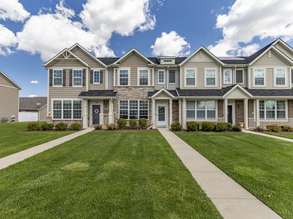 11527 Rhode Island Street, Crown Point, IN 46307
