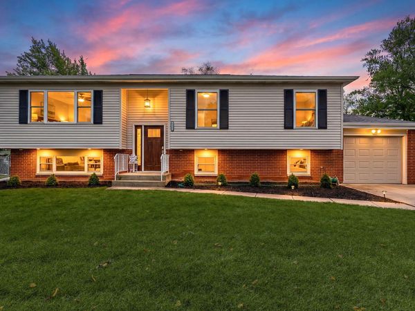 6301 Defiance Avenue, Portage, IN 46368