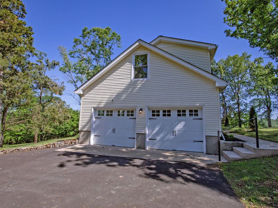 Property Image 100