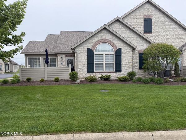 2749a N Canterbury Circle, Port Clinton, OH 43452