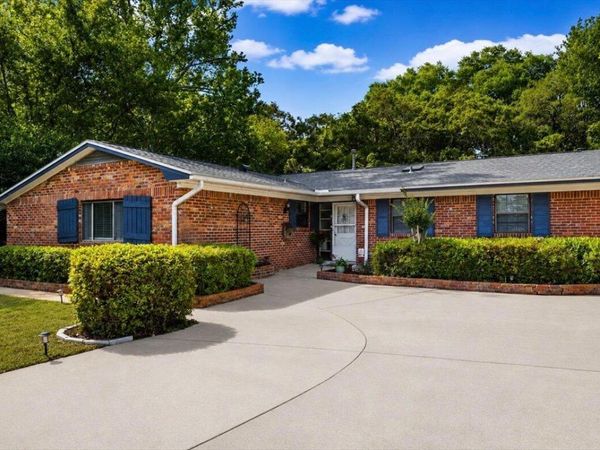 8 NE Fulmar Court, Fort Walton Beach, FL 32548