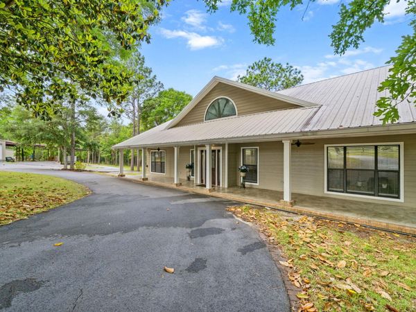 175 W T Hulion Road, Crestview, FL 32539
