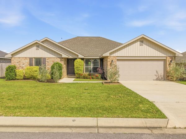 7005 Brylington Boulevard, Bellview, FL 32526