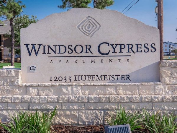 12035 Huffmeister, Unit 01-134, Cypress, TX 77429