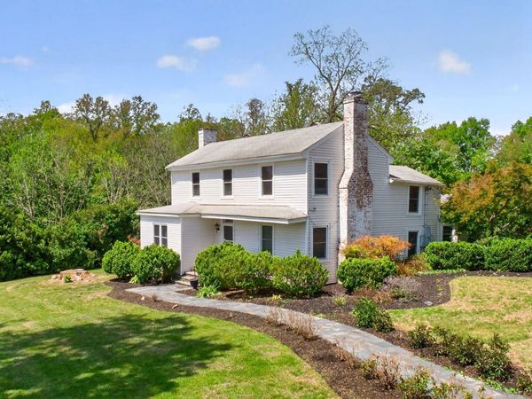 28 RIDGEWAY FARM CT, Keswick, VA 22947