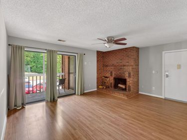 103 TURTLE CREEK RD , Unit 8, Charlottesville, VA 22901