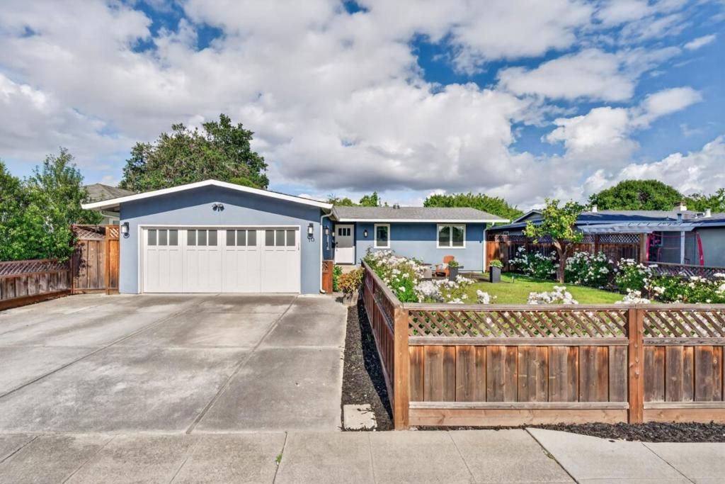 10 Wayne Court, Redwood City, CA 94063 Main Photo
