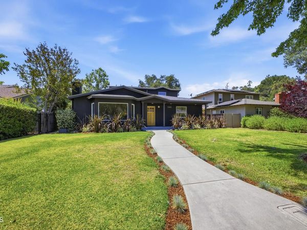 168 Lamour Drive, La Canada Flintridge, CA 91011