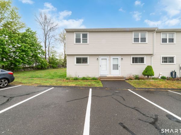 1081 New Haven, Unit 11A, Naugatuck, CT 06770