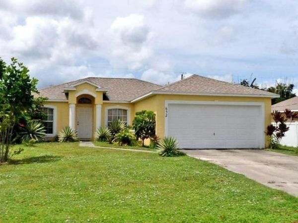 632 SW Granadeer Street, Port St. Lucie, FL 34983