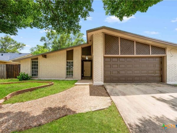 5001 Wedgewood Drive , Schertz, TX 78108