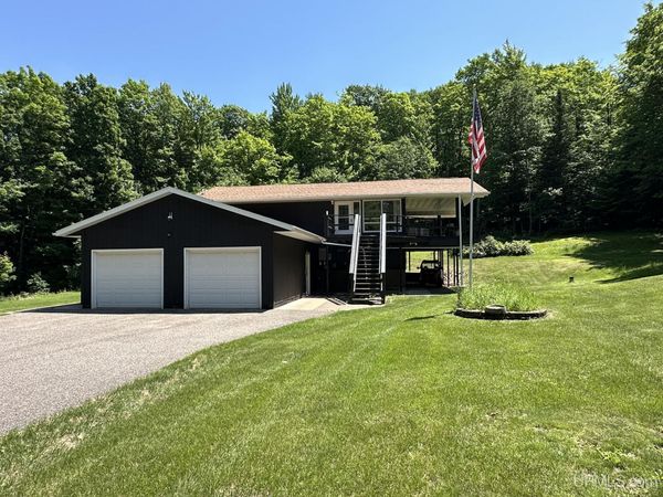 1111 W Little Shag Lake Road, Forsyth Twp, MI 49841