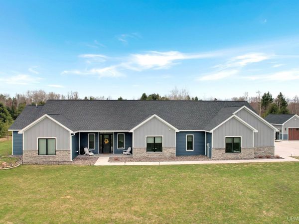 46647 Golf Drive, Portage Twp, MI 49916