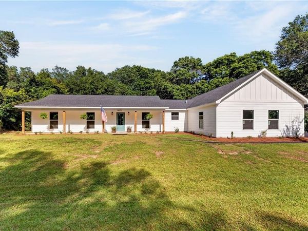 8675 Rosalene Street W, Grand Bay, AL 36541