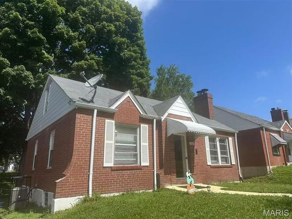 3525 Belaire Place , Beverly Hills, MO 63121