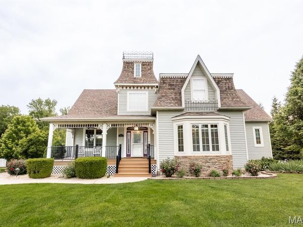 116 S Lindenwood Drive, Collinsville, IL 62234