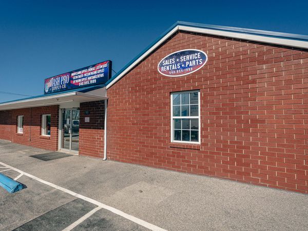 8123 Moneta RD , Bedford, VA 24523