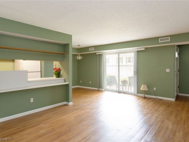 10362 Independence Drive, Unit 19B, North Royalton, OH 44133 Photo 9