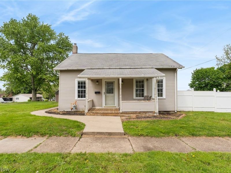 2906 Lincoln Way NW, Massillon, OH 44647 Photo 1