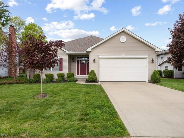 107 Loyola Drive , Elyria, OH 44035