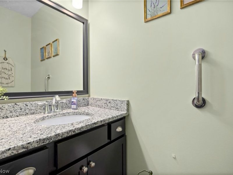 107 Loyola Drive, Elyria, OH 44035 Photo 30