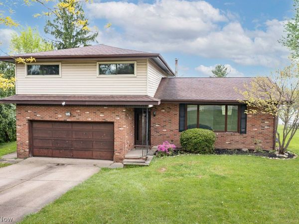 4294 Huffman Road , Medina, OH 44256