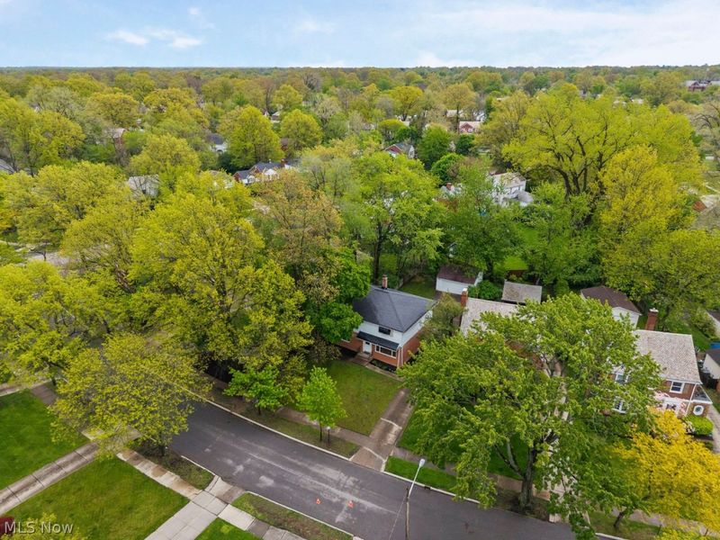 2375 Glendon Road , University Heights, OH 44118 Photo 48