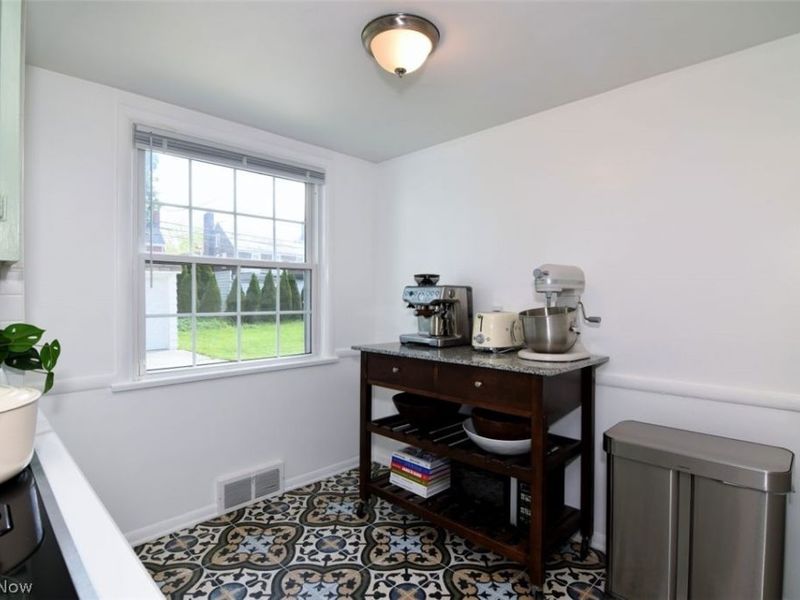 3701 Lynnfield Road , Shaker Heights, OH 44122 Photo 18