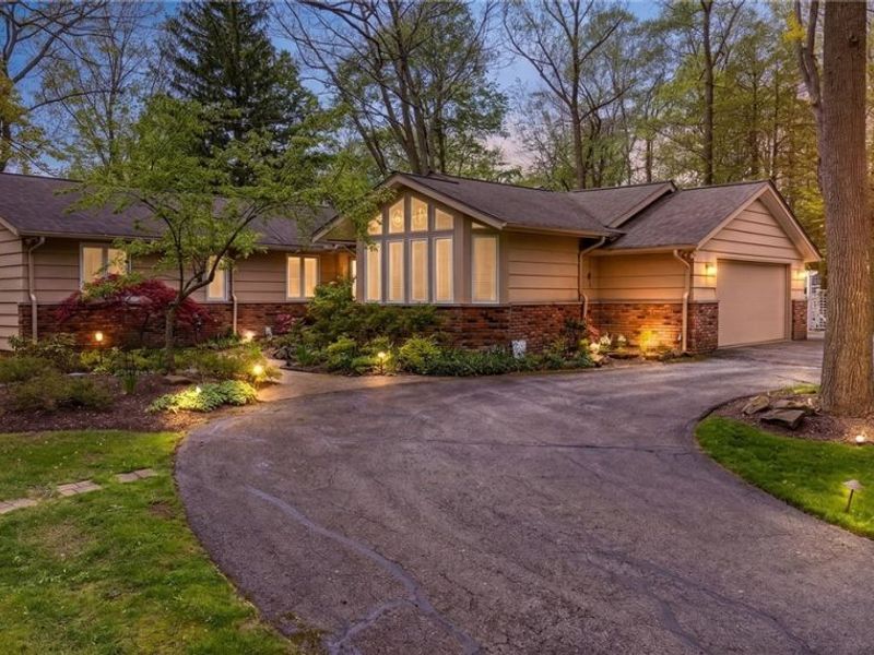 3218 Bremerton Road, Pepper Pike, OH 44124 Photo 2