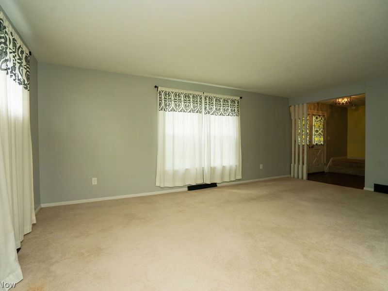 17 Willow Way , Canfield, OH 44406 Photo 8