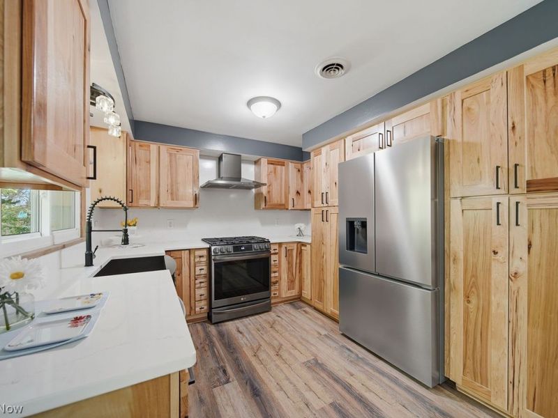 4385 Parkdale Avenue NW, Canton, OH 44718 Photo 14