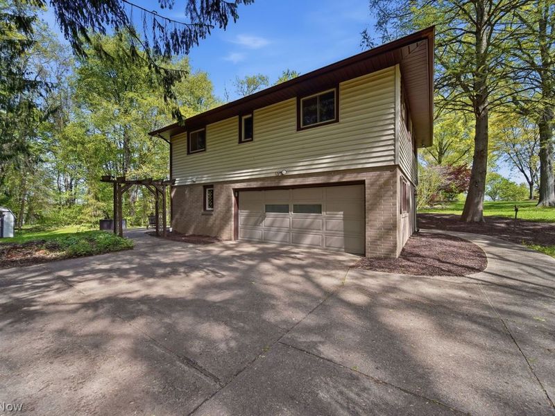 4385 Parkdale Avenue NW, Canton, OH 44718 Photo 5