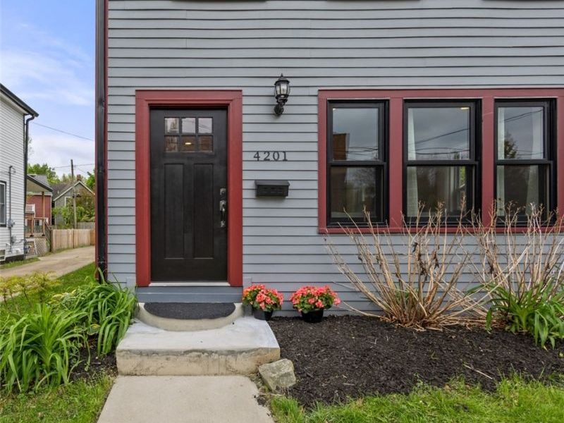 4201 Woodbine Avenue, Cleveland, OH 44113 Photo 3