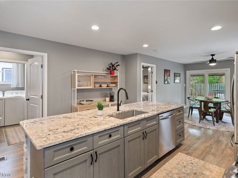 4201 Woodbine Avenue, Cleveland, OH 44113 Photo 9