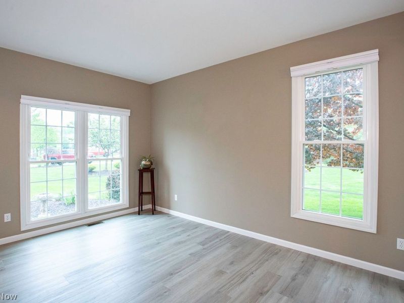 17846 Lyon Lane , Strongsville, OH 44149 Photo 25