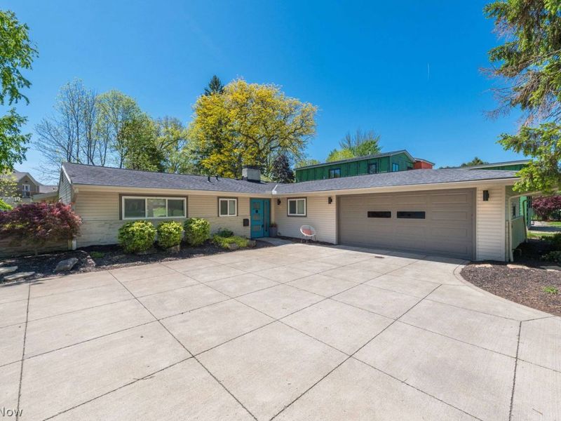 2757 Devon Hill Road , Rocky River, OH 44116 Photo 1