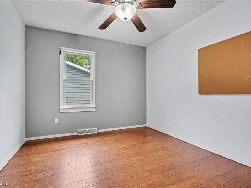 955 Howe Road , Kent, OH 44240 Photo 17