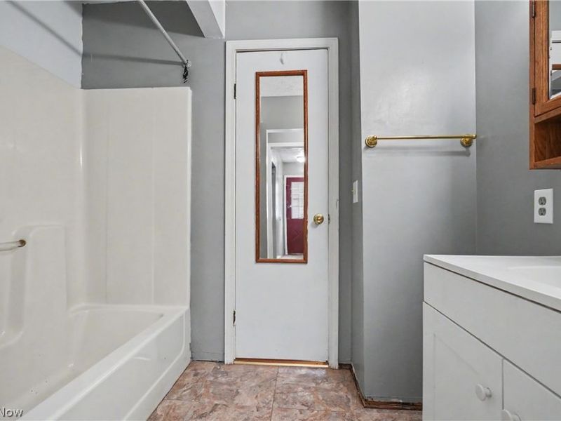 955 Howe Road , Kent, OH 44240 Photo 20