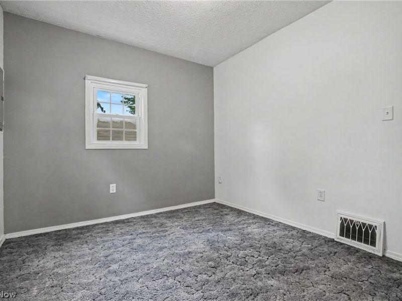955 Howe Road , Kent, OH 44240 Photo 21