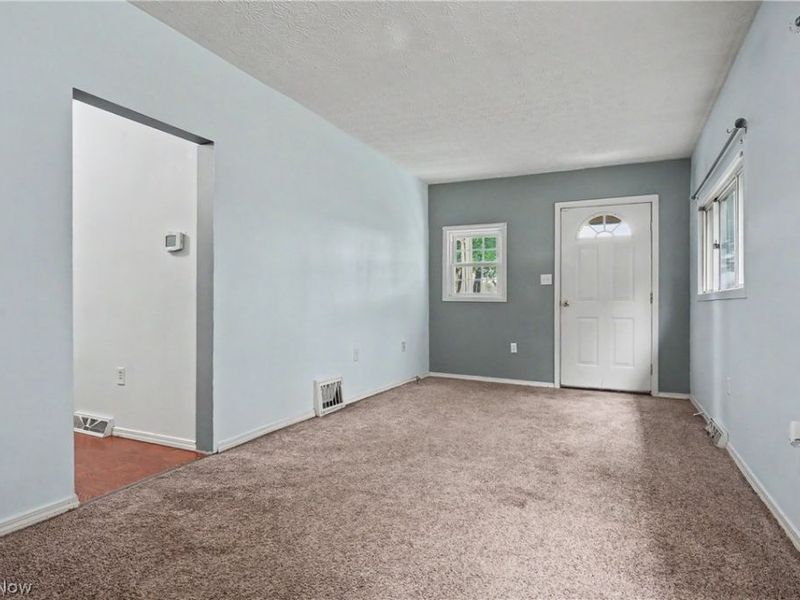 955 Howe Road , Kent, OH 44240 Photo 5