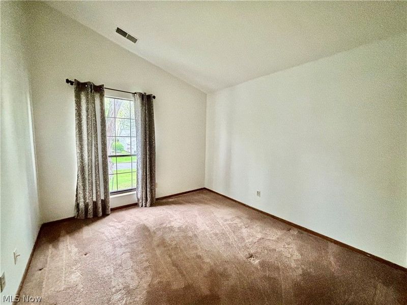 1345 Fox Run Court, Unit 2, Youngstown, OH 44512 Photo 11