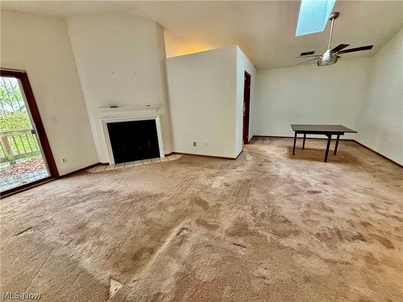 1345 Fox Run Court, Unit 2, Youngstown, OH 44512 Photo 2