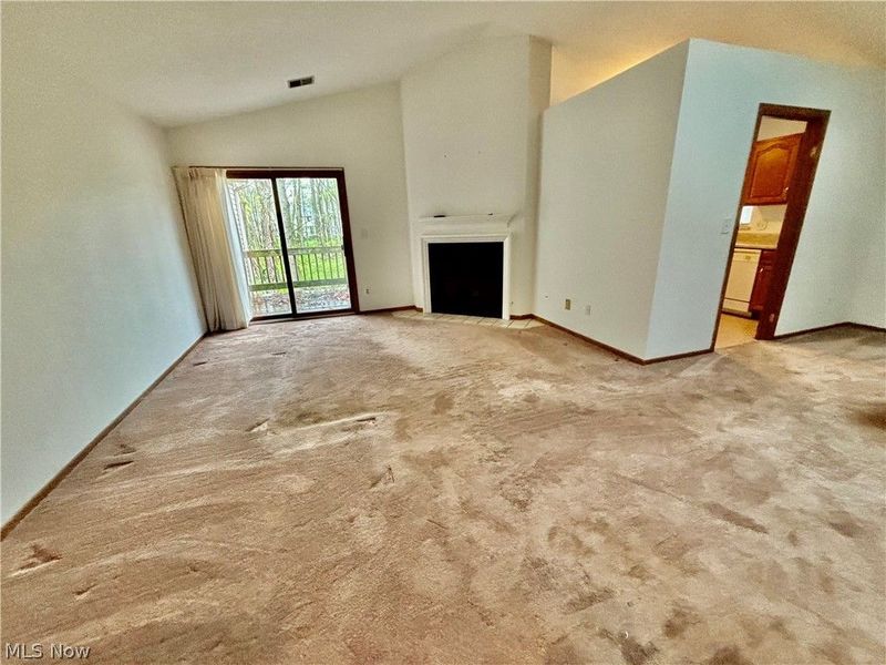 1345 Fox Run Court, Unit 2, Youngstown, OH 44512 Photo 3