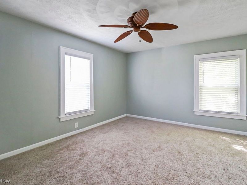 1368 Vane Avenue , Akron, OH 44310 Photo 14