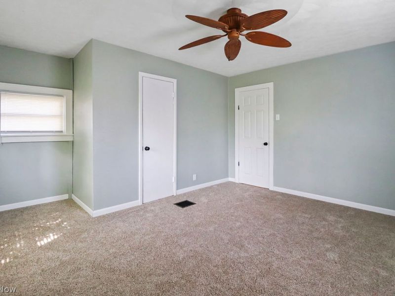1368 Vane Avenue , Akron, OH 44310 Photo 15