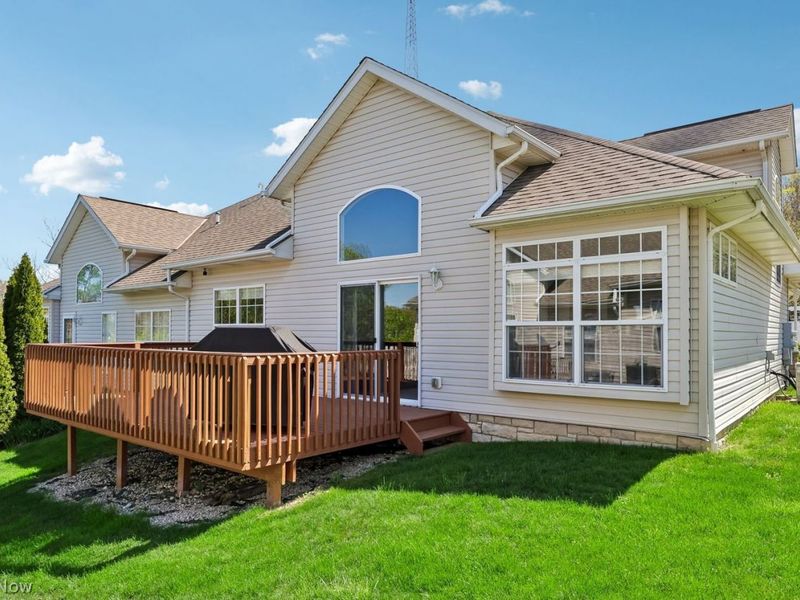 6804 Highland View Drive , Parma, OH 44134 Photo 30