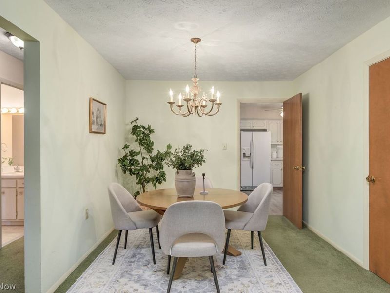2847 Pease Drive , Unit D401, Rocky River, OH 44116 Photo 13